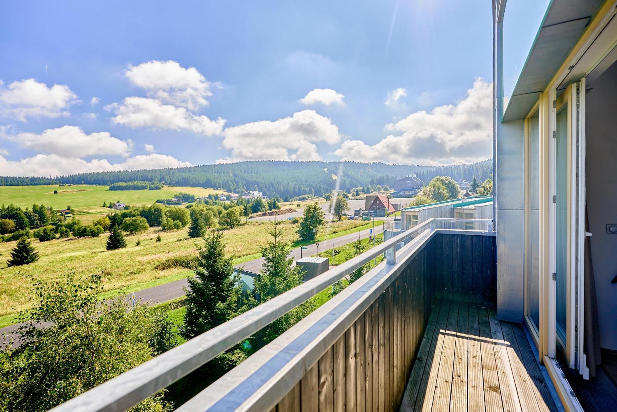Loučná pod Klínovcem Slopeside Apartment By Mountain Ways מראה חיצוני תמונה