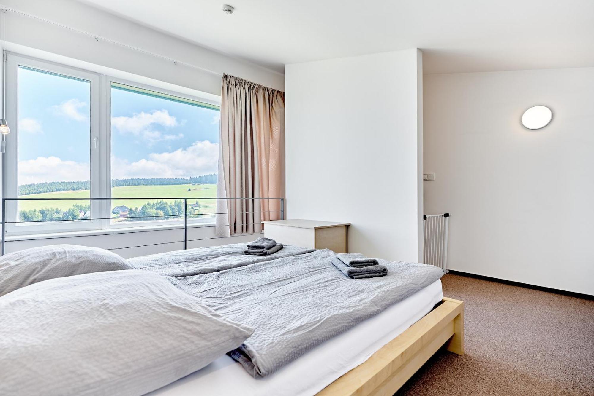 Loučná pod Klínovcem Slopeside Apartment By Mountain Ways מראה חיצוני תמונה